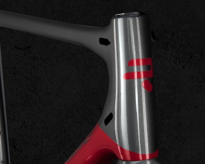 Helium SLX Details 3